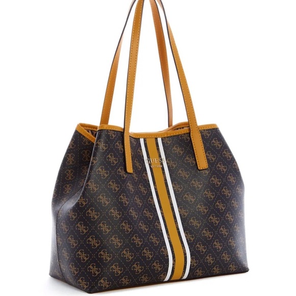 New GUESS Tote Set - Picture 3 of 9